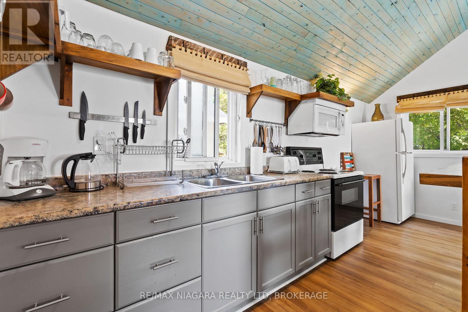 12343 Lakeshore Road, Wainfleet, Ontario  L0S 1V0 - Photo 37 - X12836508