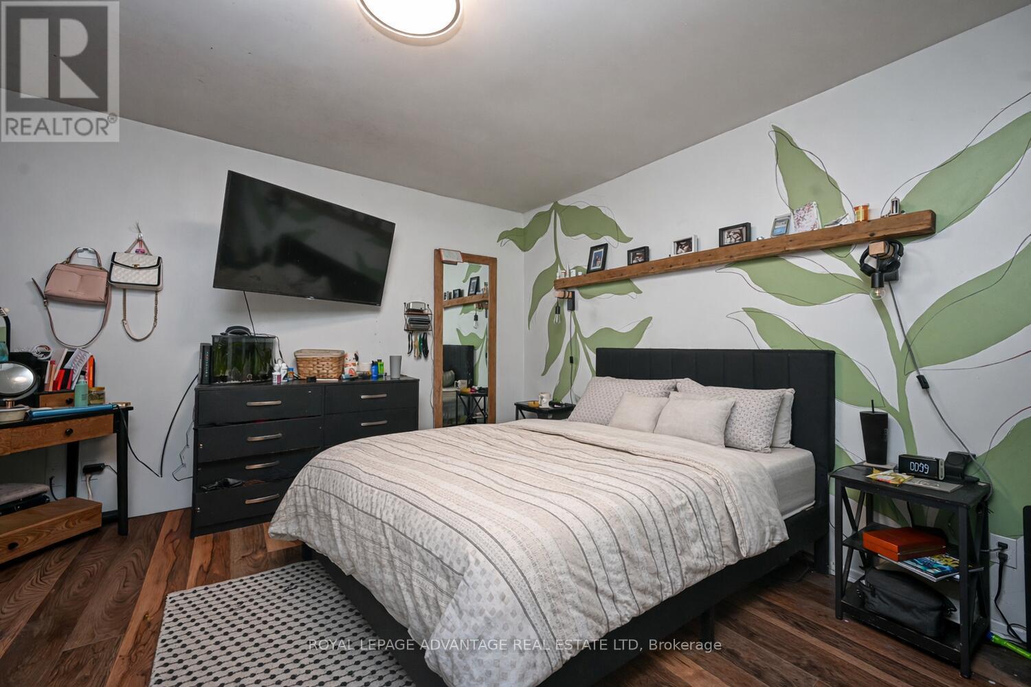 150-152 Gore Street E, Perth, Ontario K7H 1J7 - Photo 13 - X12836458