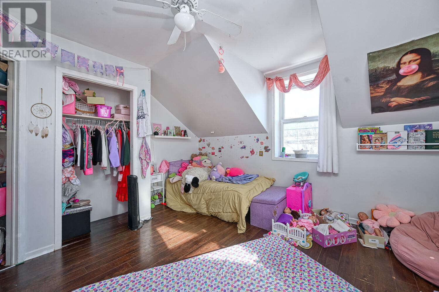 150-152 Gore Street E, Perth, Ontario K7H 1J7 - Photo 17 - X12836458