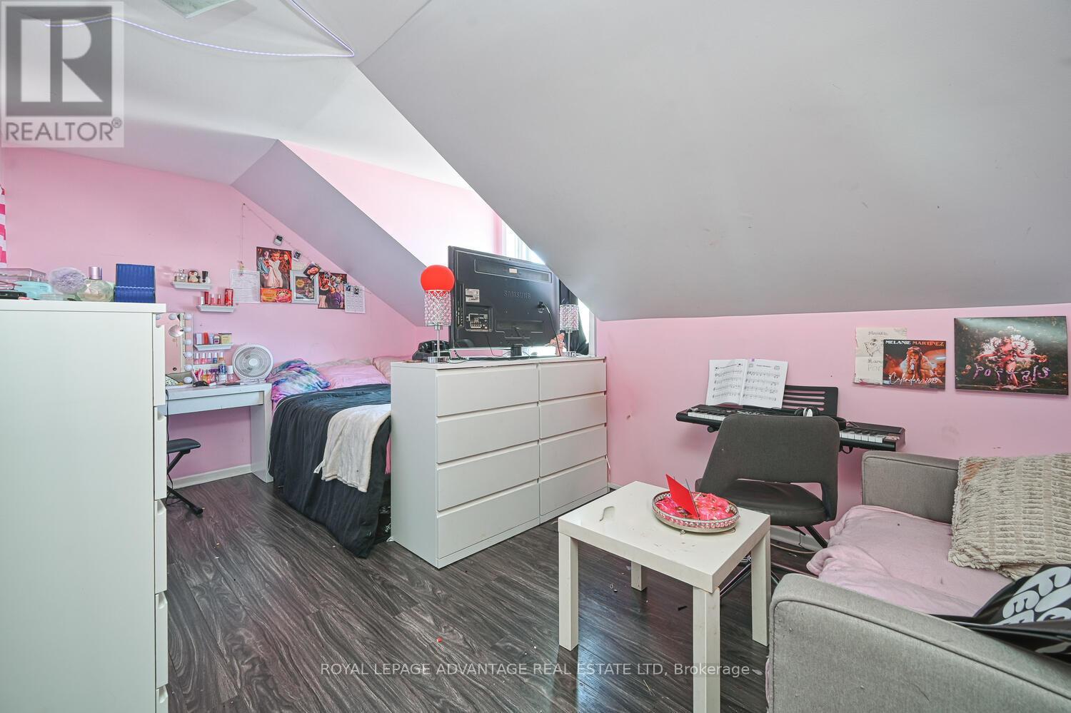 150-152 Gore Street E, Perth, Ontario K7H 1J7 - Photo 29 - X12836458