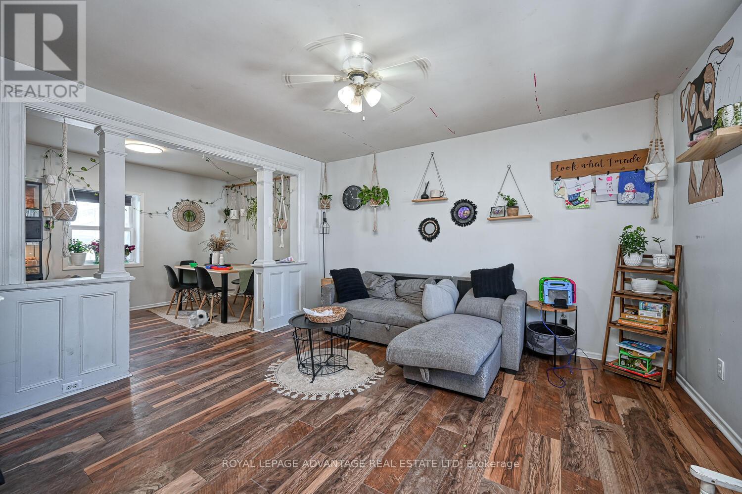 150-152 Gore Street E, Perth, Ontario K7H 1J7 - Photo 3 - X12836458