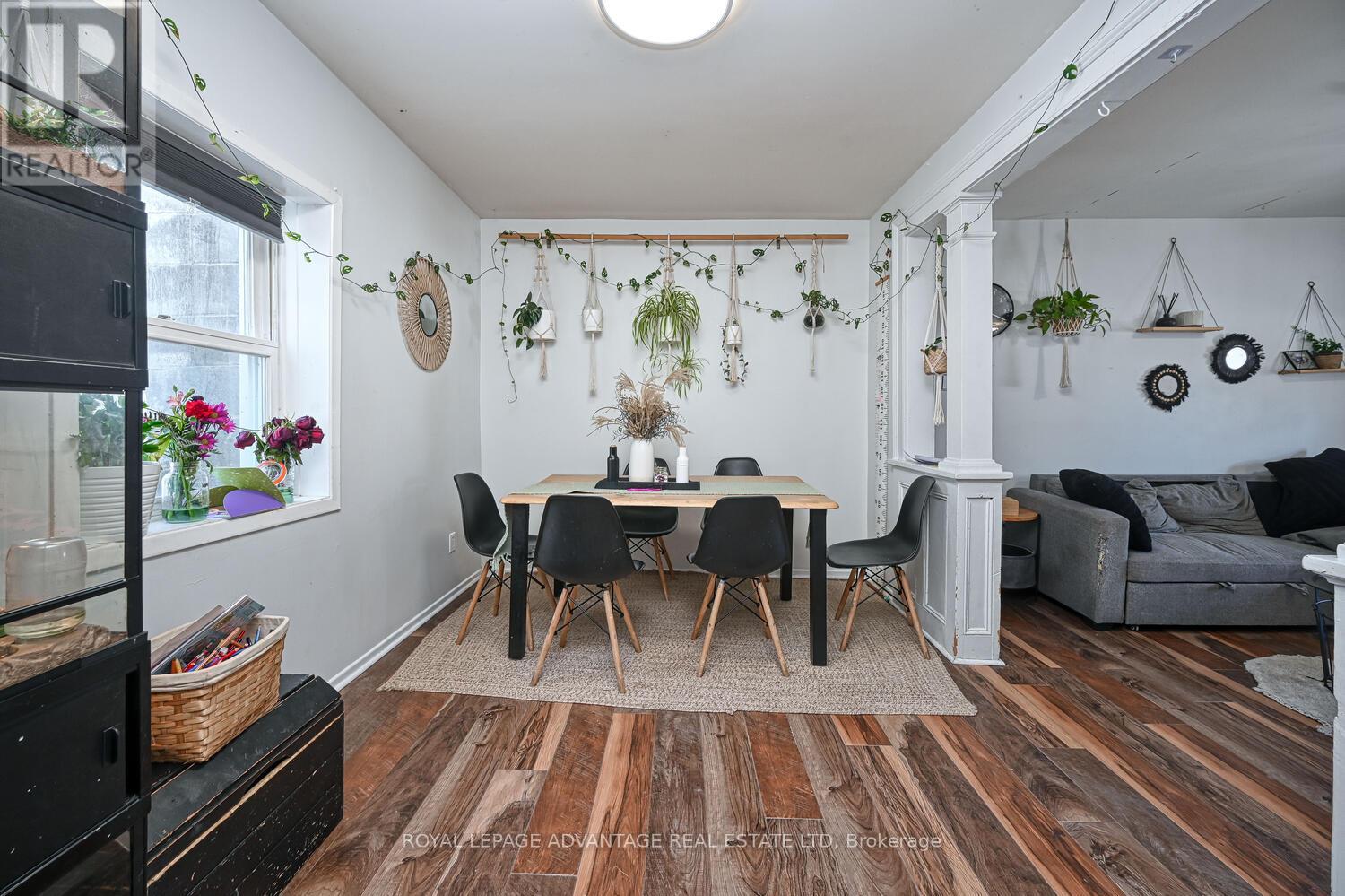 150-152 Gore Street E, Perth, Ontario K7H 1J7 - Photo 9 - X12836458