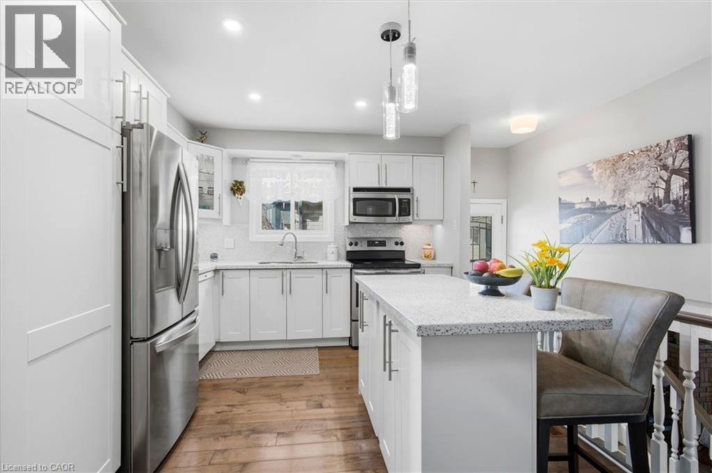 40 Lyton Crescent, Stoney Creek, Ontario  L8J 2C9 - Photo 2 - 40808465