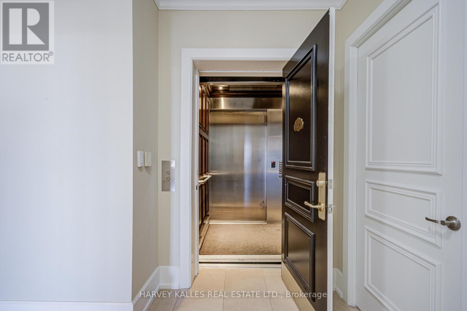 1602b - 660 Sheppard Avenue E, Toronto, Ontario  M2K 3E5 - Photo 1 - C12836318