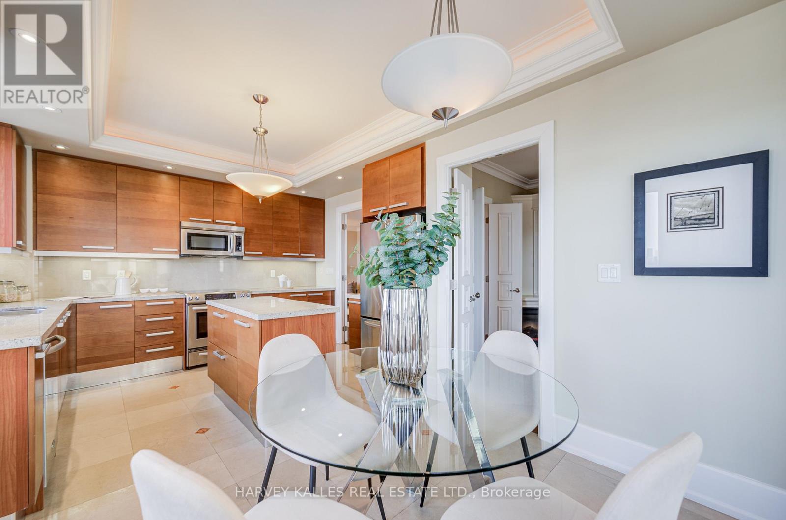 1602b - 660 Sheppard Avenue E, Toronto, Ontario  M2K 3E5 - Photo 18 - C12836318