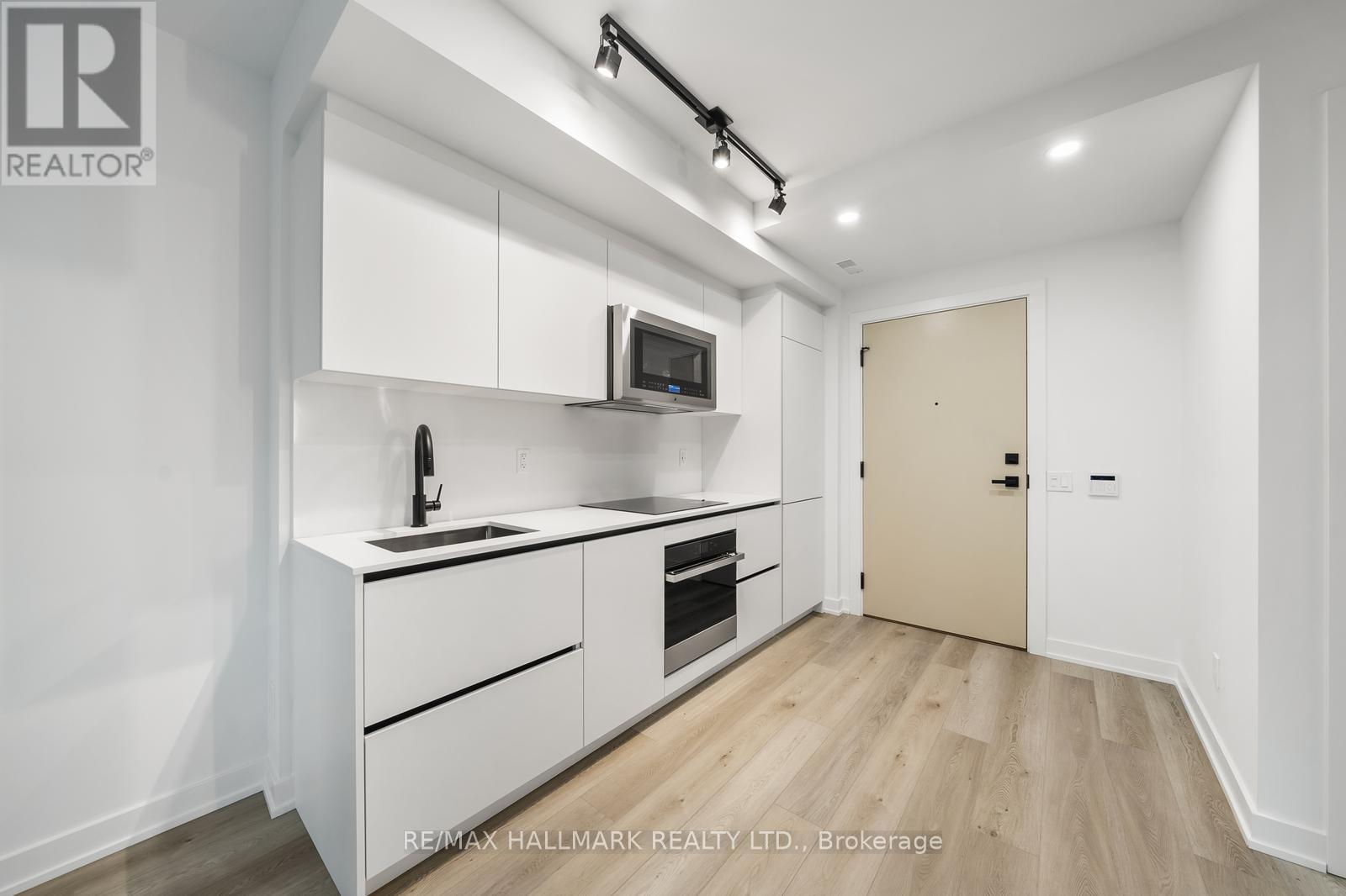 605 - 327 King Street W, Toronto, Ontario  M5V 0W7 - Photo 13 - C12836350