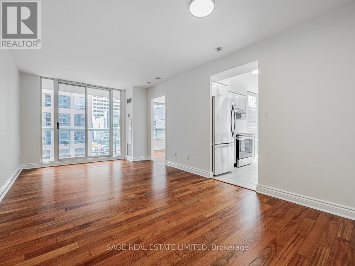 503 - 43 EGLINTON AVENUE E