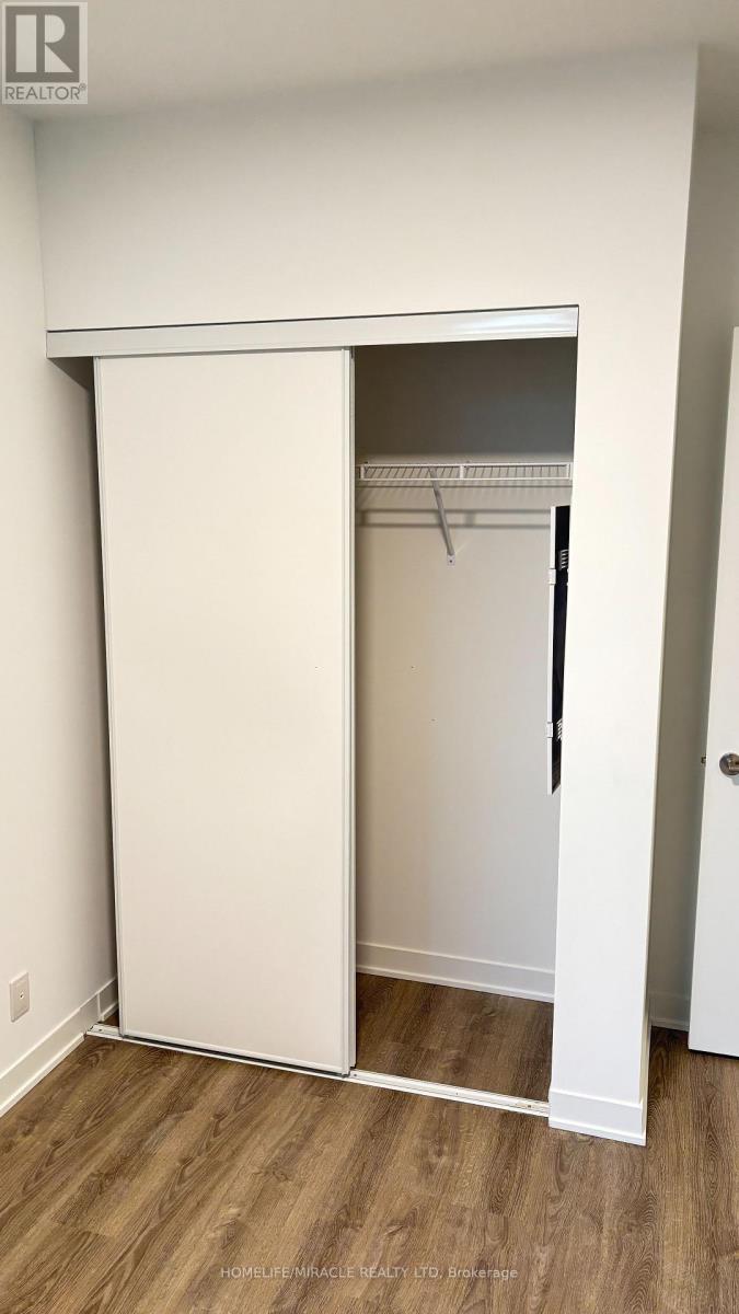 1019 - 180 Front Street E, Toronto, Ontario  M5A 0K9 - Photo 6 - C12836492