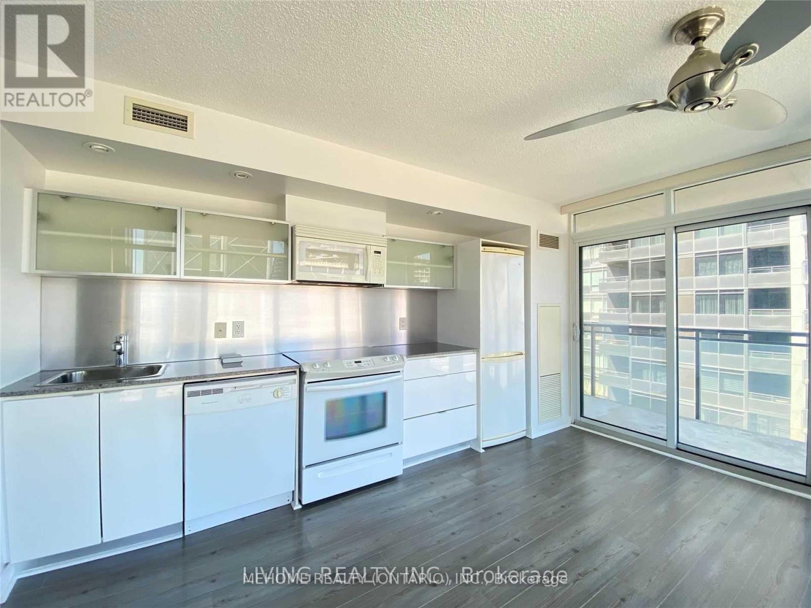 1902 - 4k Spadina Avenue, Toronto, Ontario  M5V 3Y9 - Photo 3 - C12836498