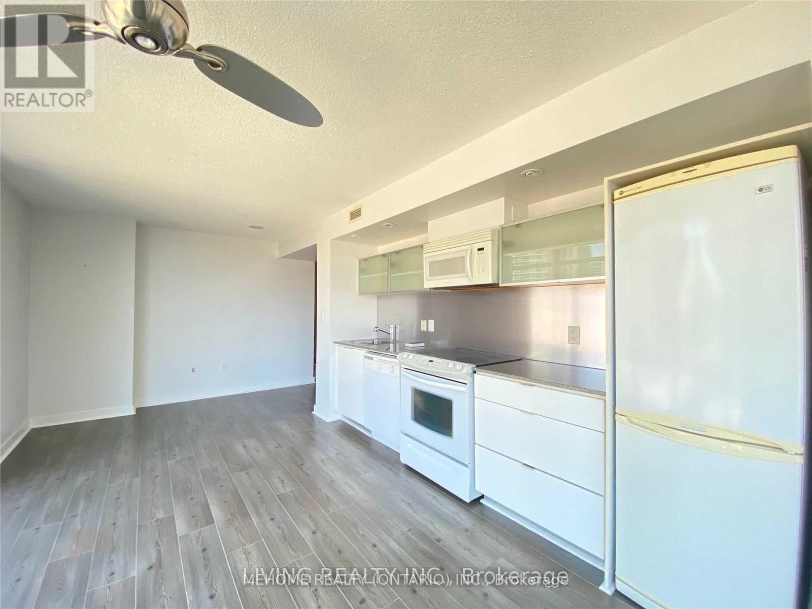 1902 - 4k Spadina Avenue, Toronto, Ontario  M5V 3Y9 - Photo 4 - C12836498