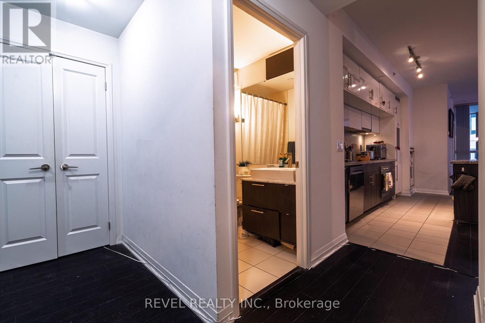 405 - 8 Mercer Street, Toronto, Ontario  M5V 0C4 - Photo 15 - C12836520