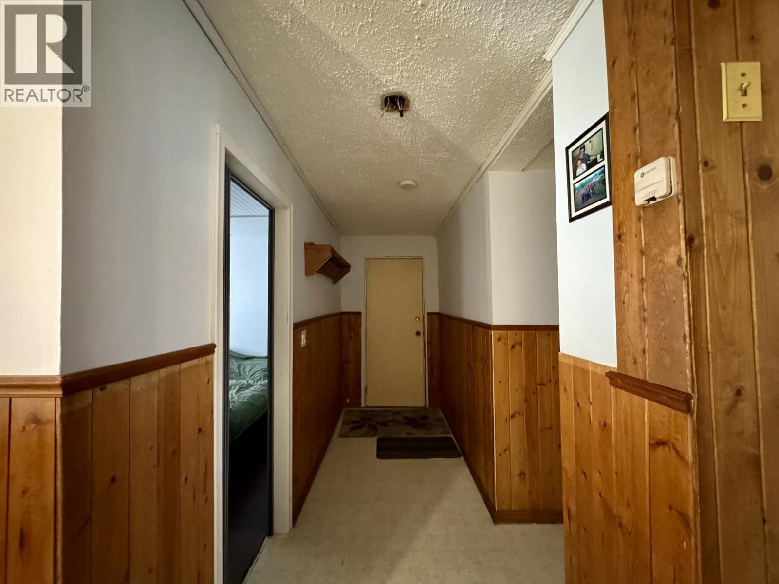 8143 99 Avenue, Fort St. John, British Columbia  V1J 1S6 - Photo 11 - R3094313