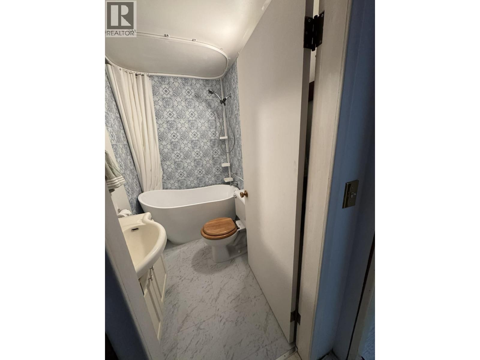 8143 99 Avenue, Fort St. John, British Columbia  V1J 1S6 - Photo 9 - R3094313