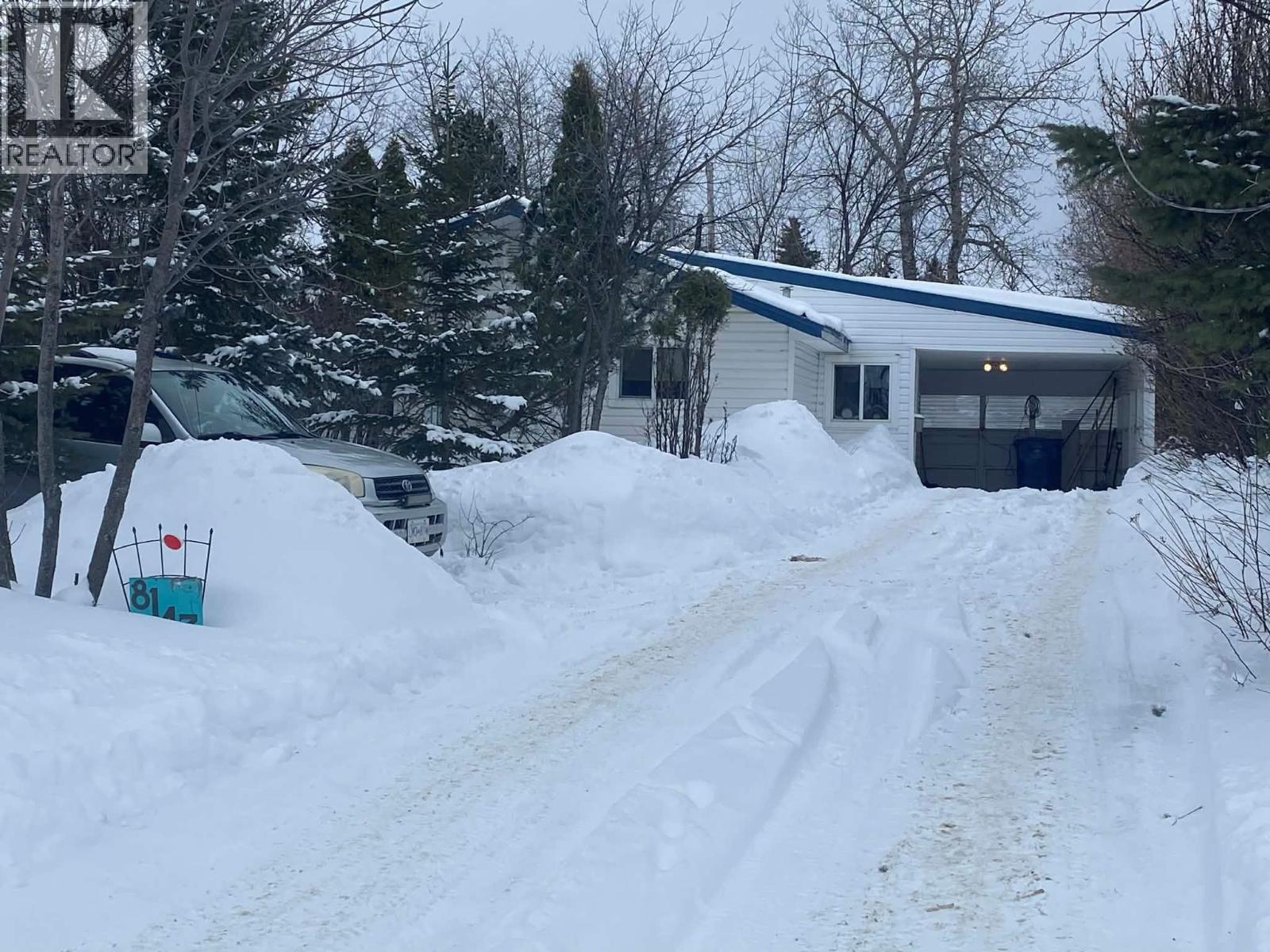 8143 99 AVENUE, Fort St. John, British Columbia