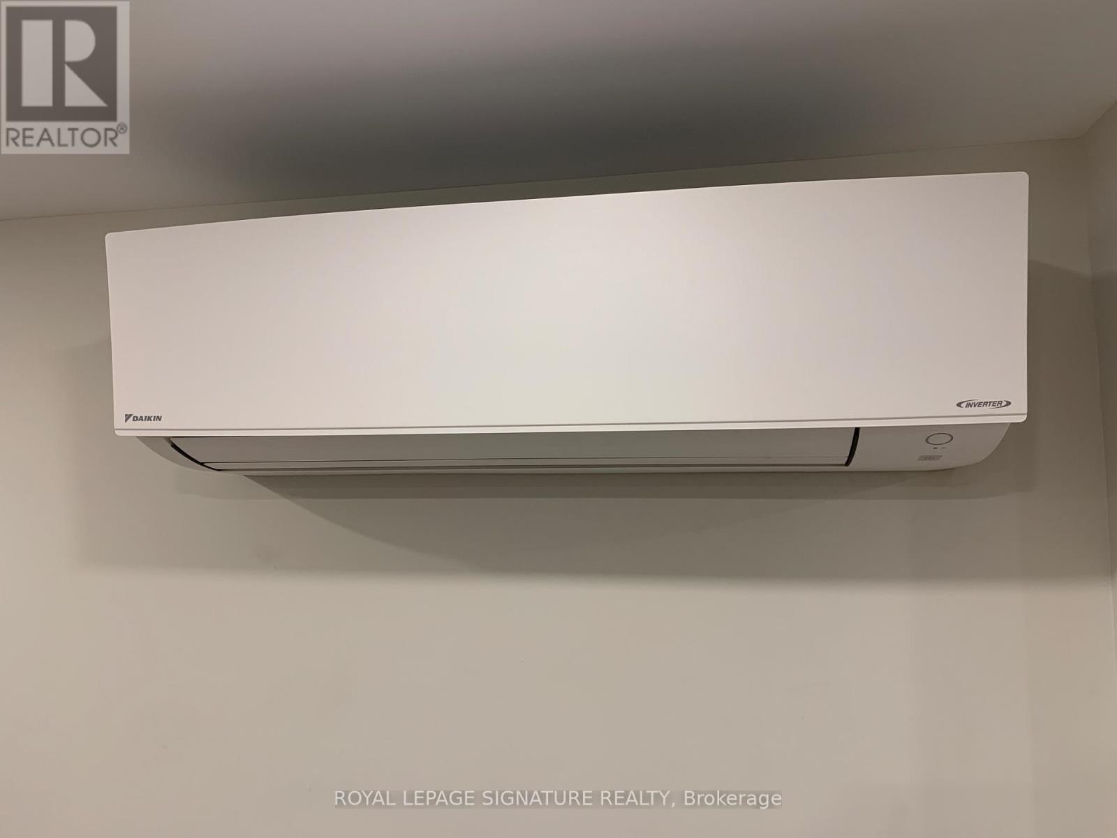 Bsmt - 230 Gainsborough Road, Toronto, Ontario  M4L 3C6 - Photo 22 - E12836444