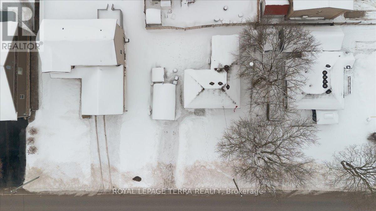 999 Ewart Street, Innisfil, Ontario  L0L 1C0 - Photo 26 - N12836326