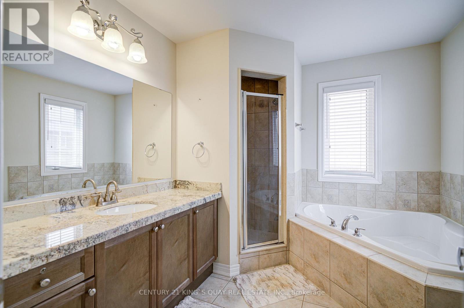 1 Lourakis Street, Richmond Hill, Ontario  L4E 0J6 - Photo 18 - N12836330