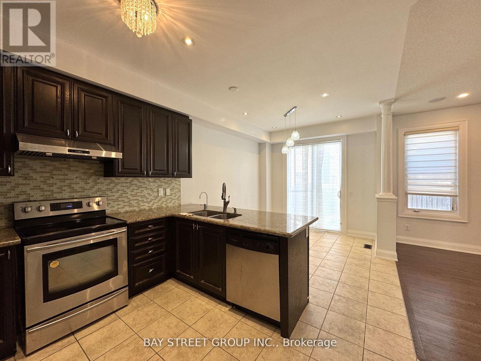 78 Silkgrove Terrace, Markham, Ontario  L6E 0G9 - Photo 10 - N12836368