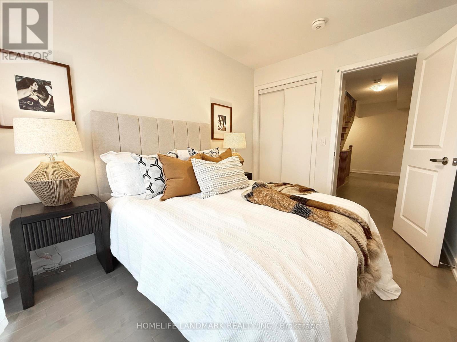 68 Herman Gilroy Lane, Markham, Ontario  L6C 3L7 - Photo 11 - N12836382