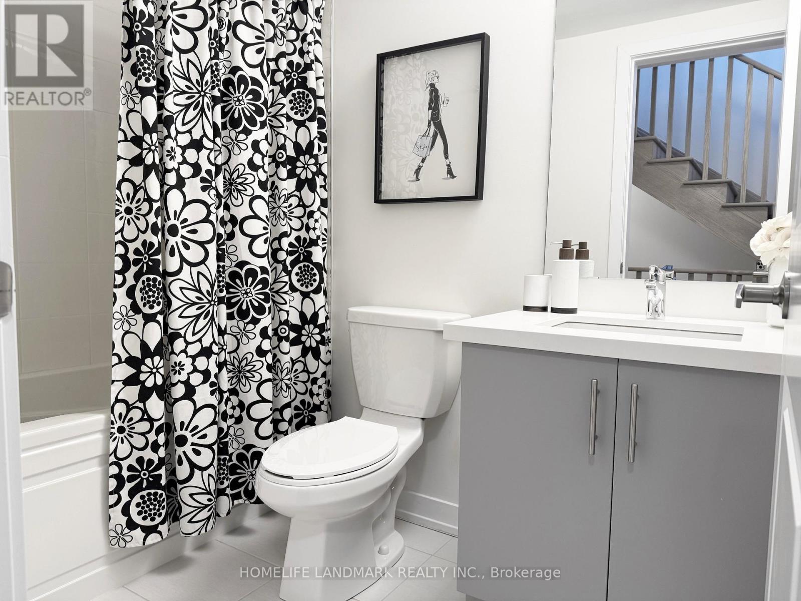 68 Herman Gilroy Lane, Markham, Ontario  L6C 3L7 - Photo 12 - N12836382