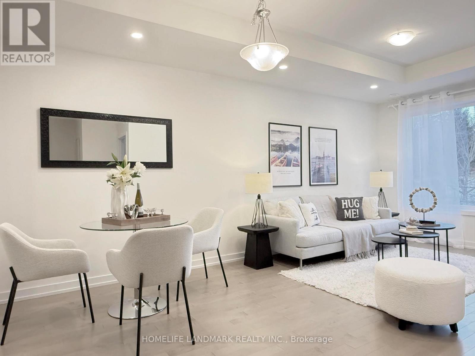 68 Herman Gilroy Lane, Markham, Ontario  L6C 3L7 - Photo 5 - N12836382