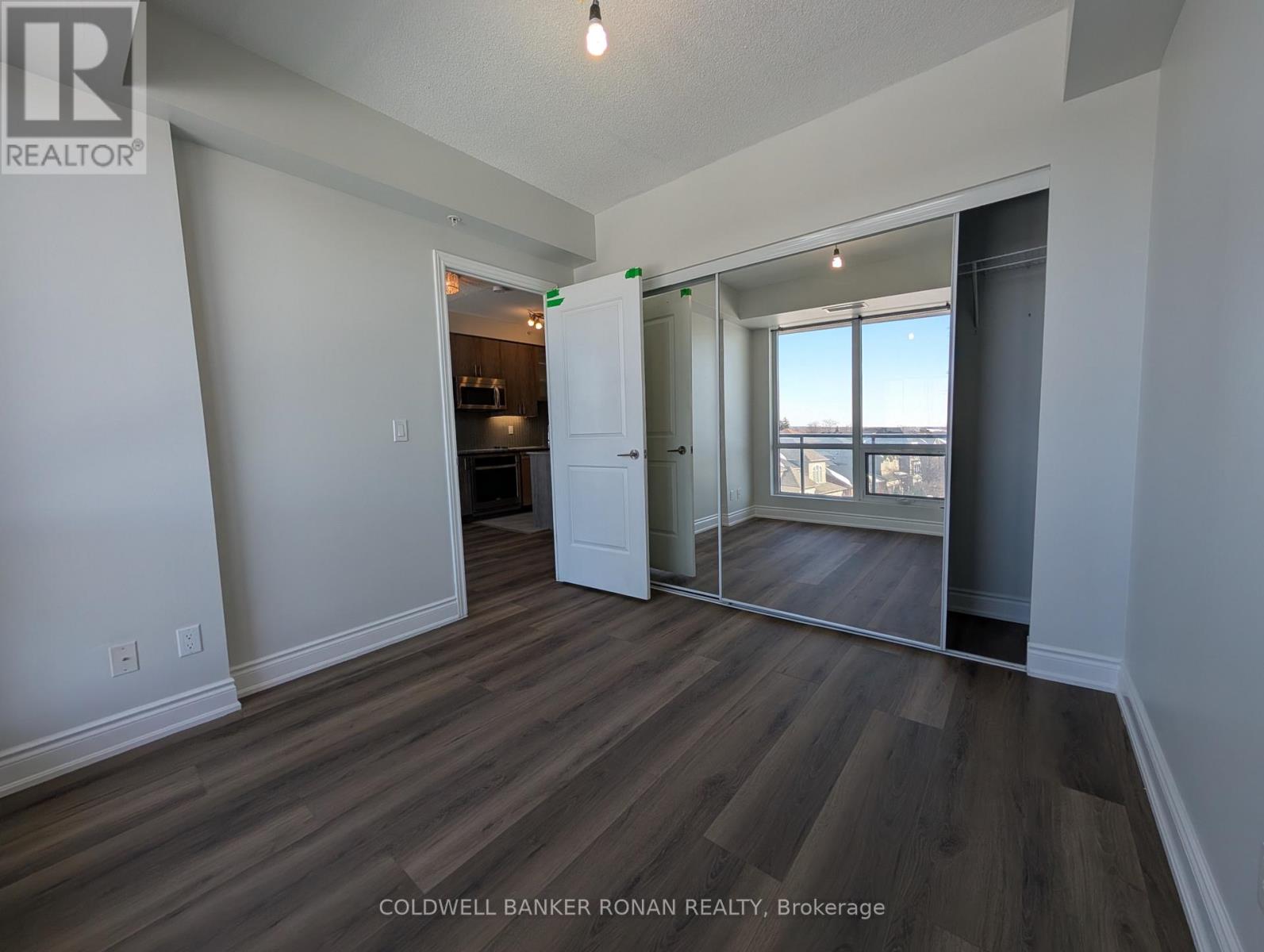 301b - 9090 Yonge Street, Richmond Hill, Ontario  L4C 0Z1 - Photo 15 - N12836398