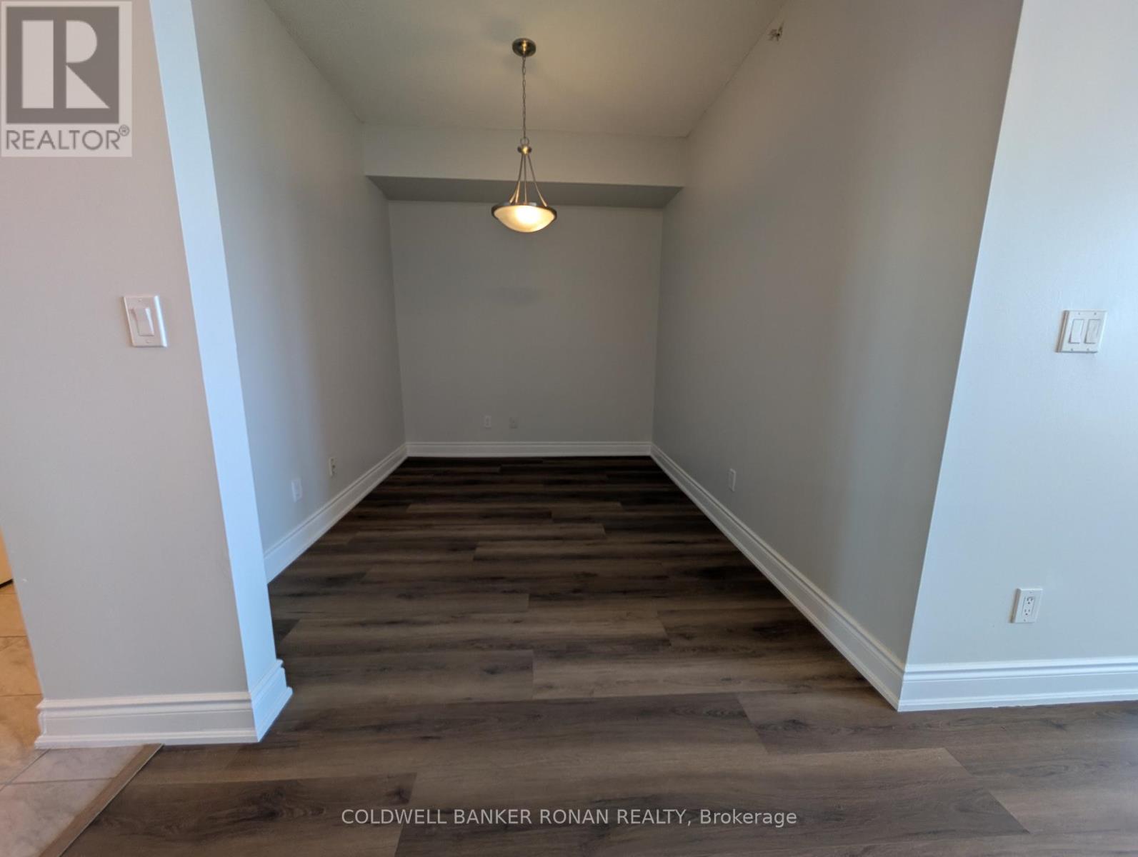 301b - 9090 Yonge Street, Richmond Hill, Ontario  L4C 0Z1 - Photo 6 - N12836398