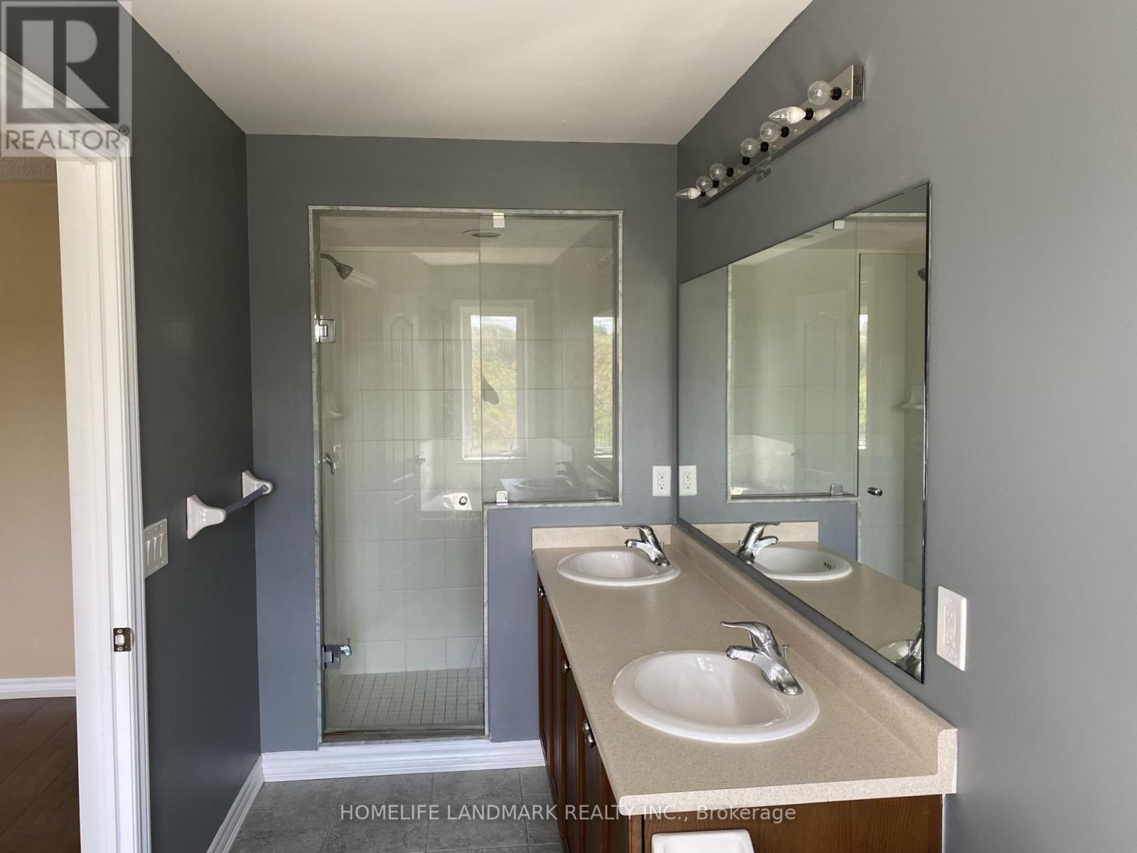 489 Caboto Trail N, Markham, Ontario  L3R 2R8 - Photo 8 - N12836430