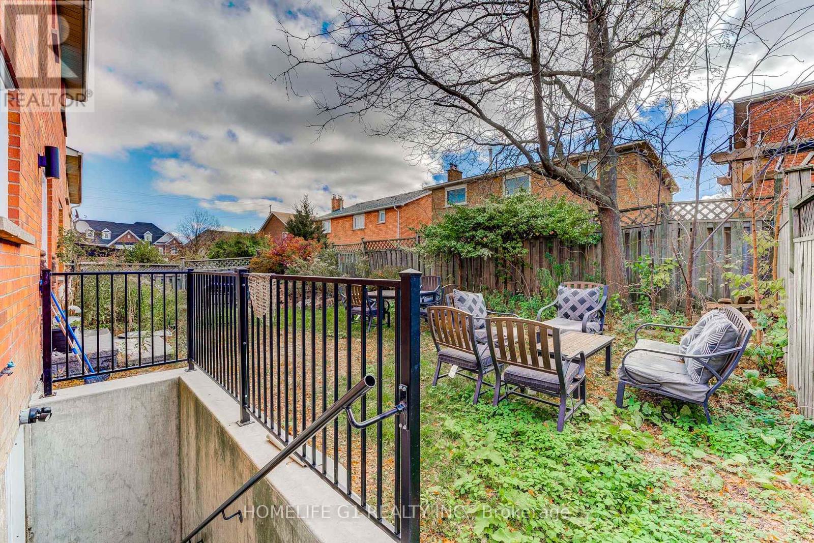 1695 Major Oaks Road, Pickering, Ontario  L1X 1X2 - Photo 31 - E12524010