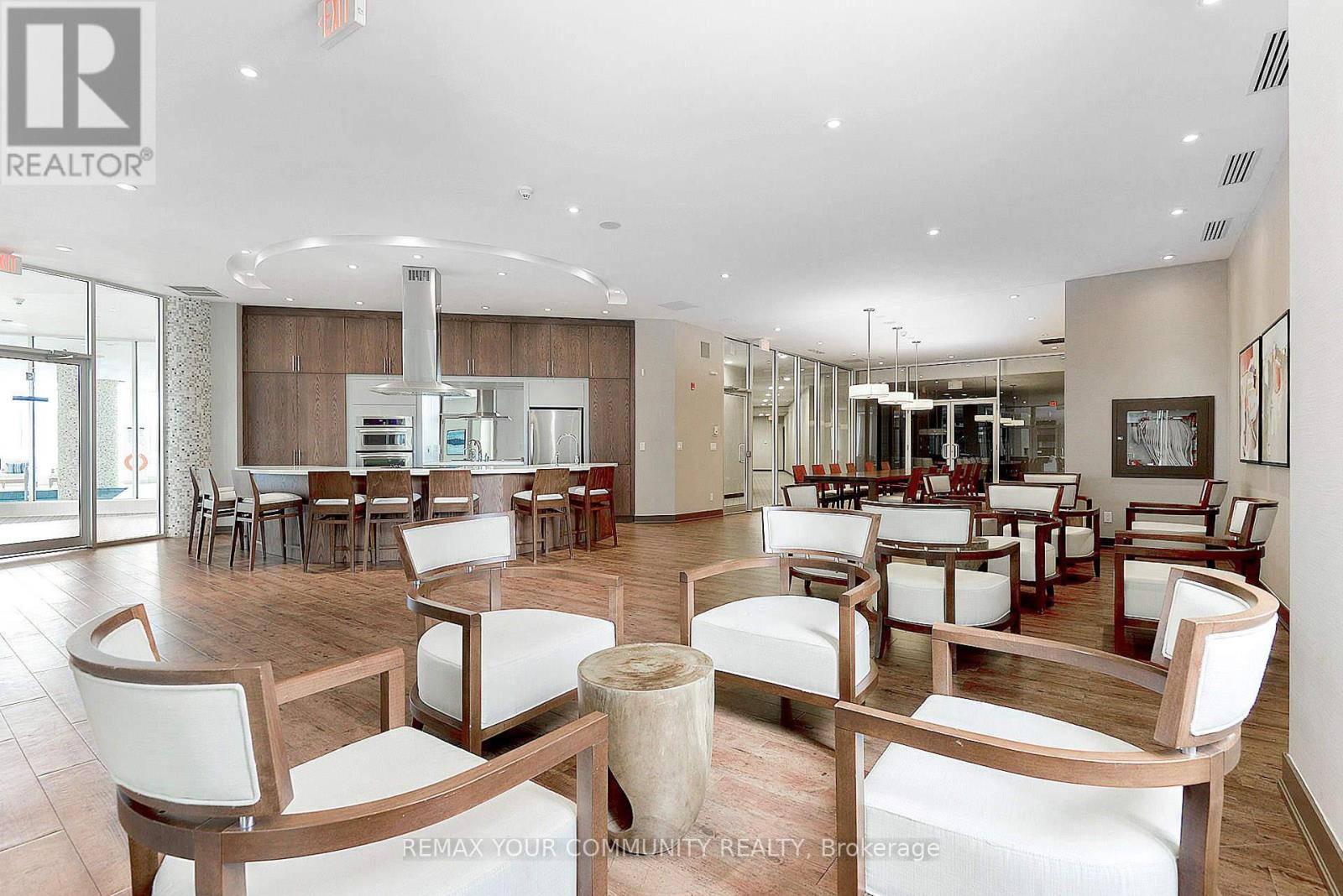 706 - 2230 Lakeshore Boulevard, Toronto, Ontario  M8V 1A5 - Photo 8 - W12836238