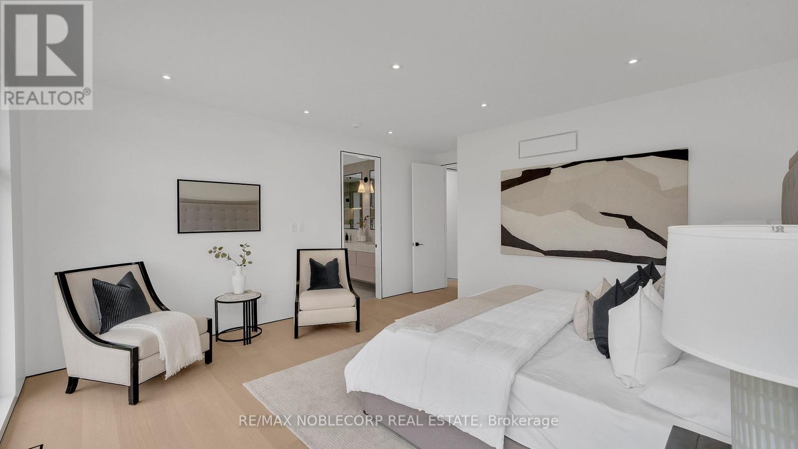 16 Deevale Road, Toronto, Ontario  M3M 1Z3 - Photo 26 - W12836442