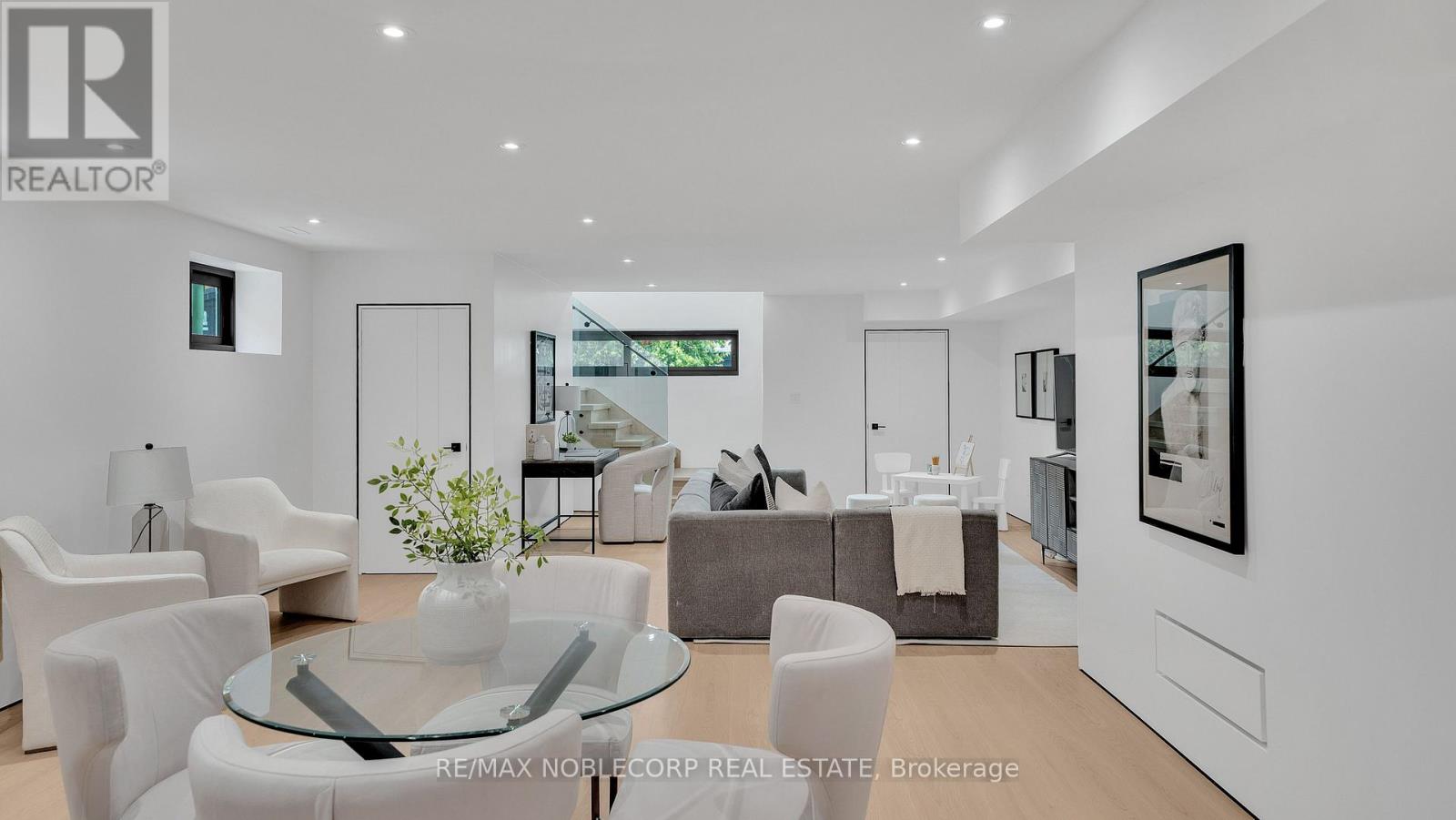 16 Deevale Road, Toronto, Ontario  M3M 1Z3 - Photo 44 - W12836442