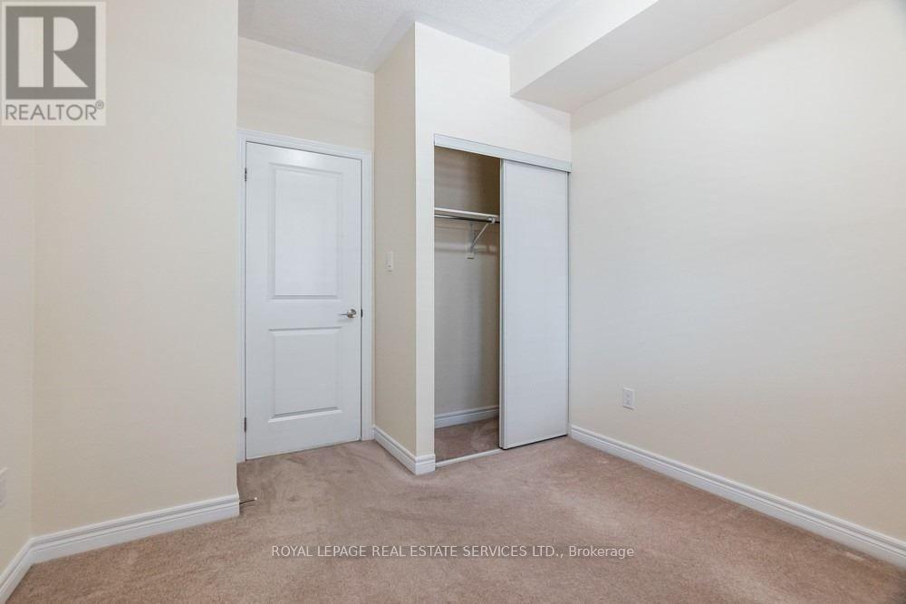 206 - 2326 Taunton Road, Oakville, Ontario  L6H 0G3 - Photo 13 - W12836454