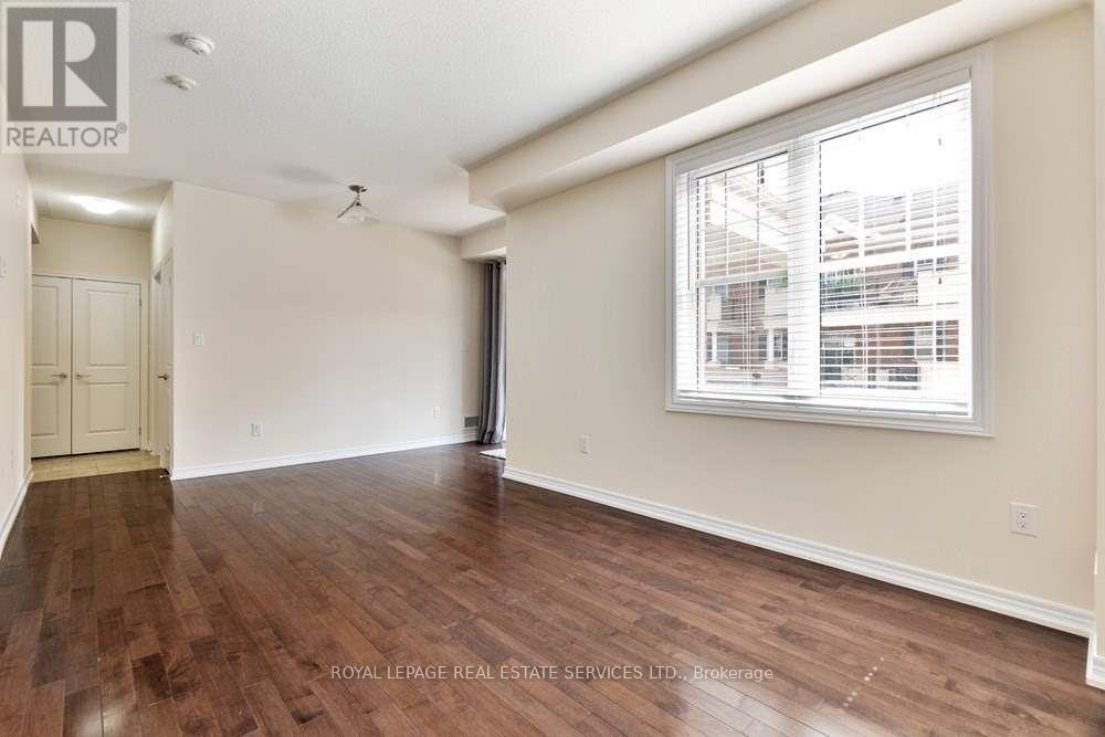 206 - 2326 Taunton Road, Oakville, Ontario  L6H 0G3 - Photo 4 - W12836454