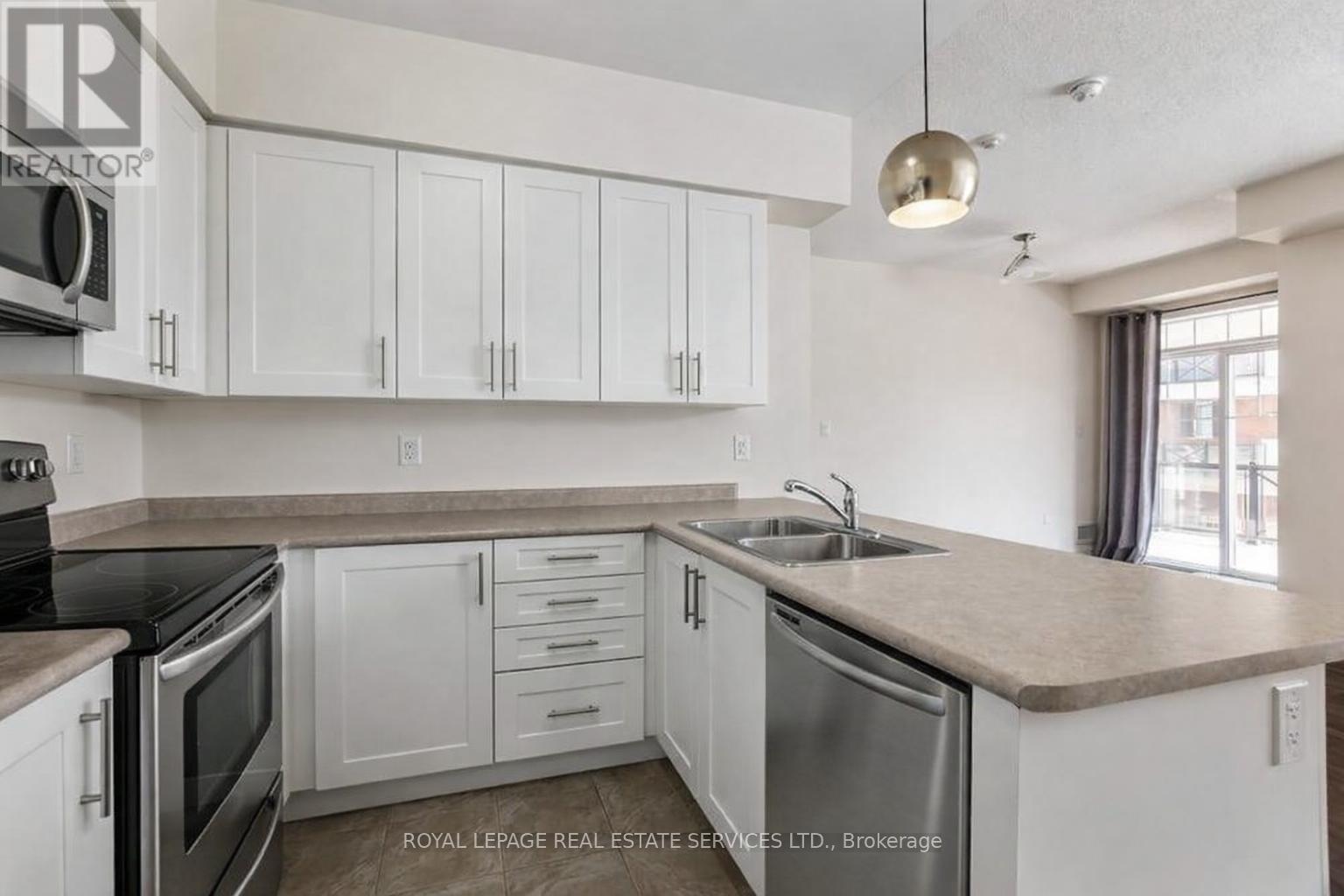 206 - 2326 Taunton Road, Oakville, Ontario  L6H 0G3 - Photo 8 - W12836454