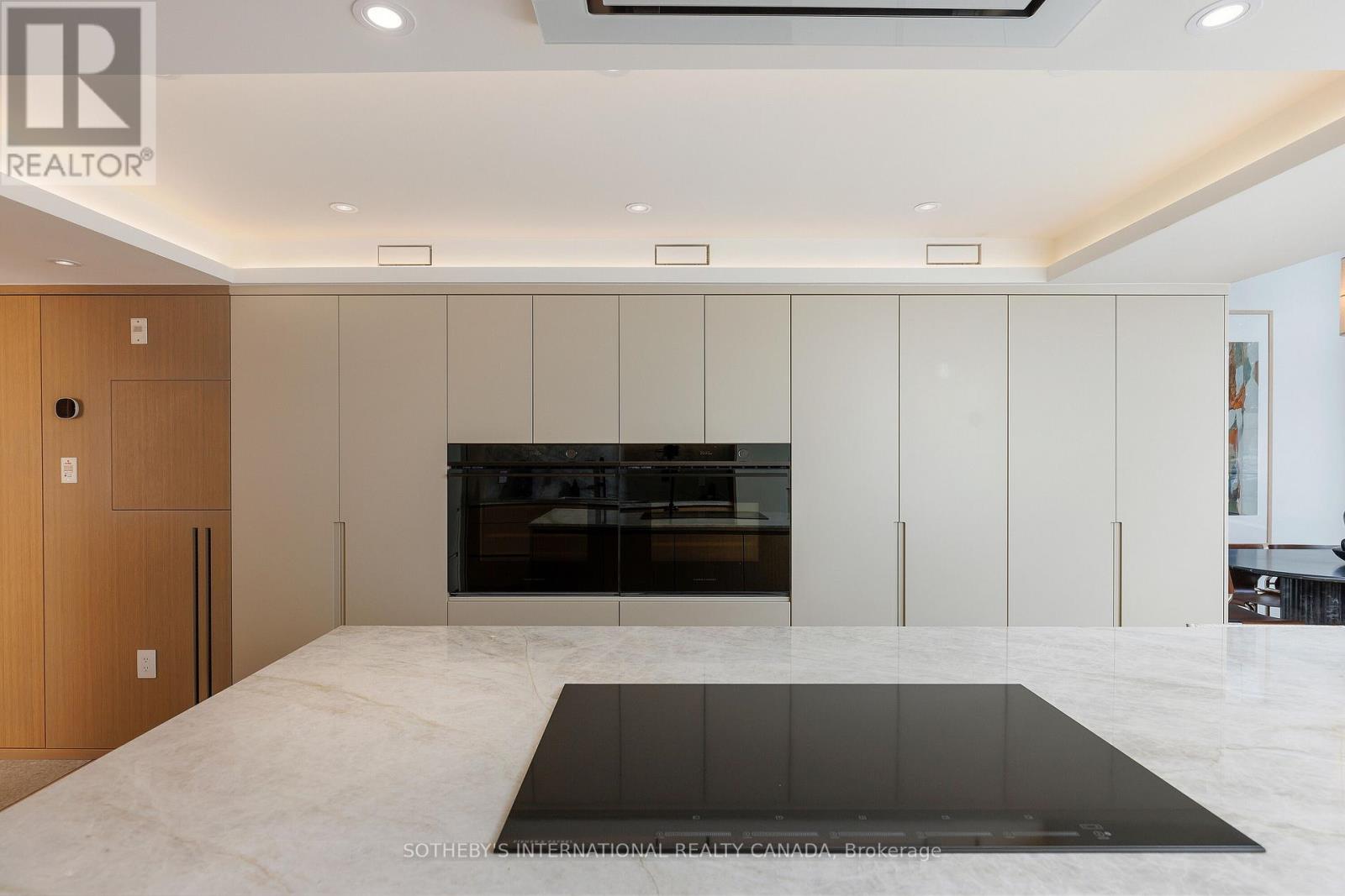 339 - 1100 Lansdowne Avenue, Toronto, Ontario  M6H 4K1 - Photo 5 - W12836456