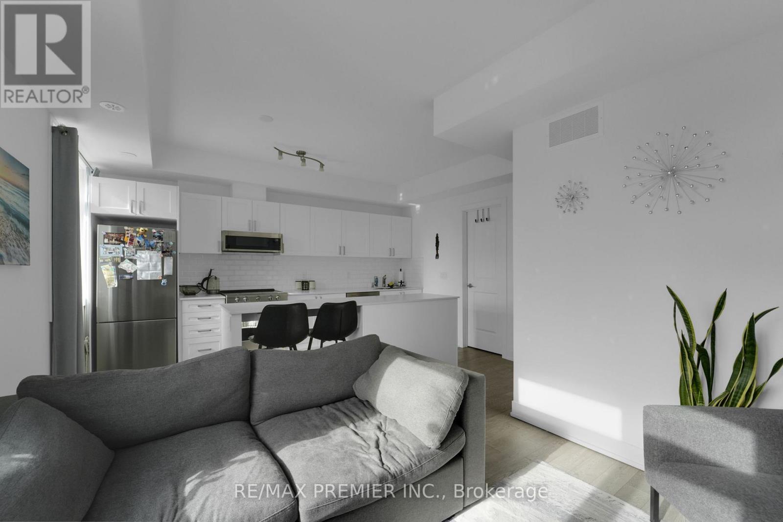 202 - 1115 Douglas Mccurdy Common, Mississauga, Ontario  L4W 2H2 - Photo 11 - W12836468