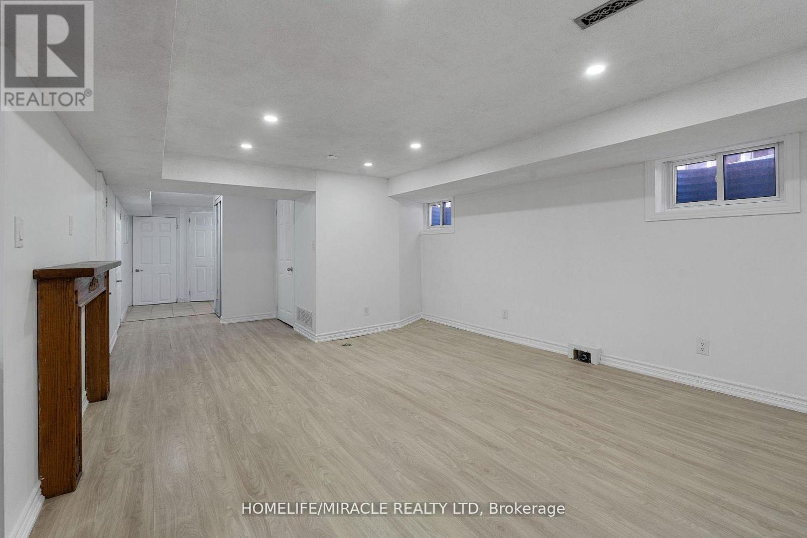 Basement - 3081 Nawbrook Road, Mississauga, Ontario  L4X 2W3 - Photo 10 - W12836532