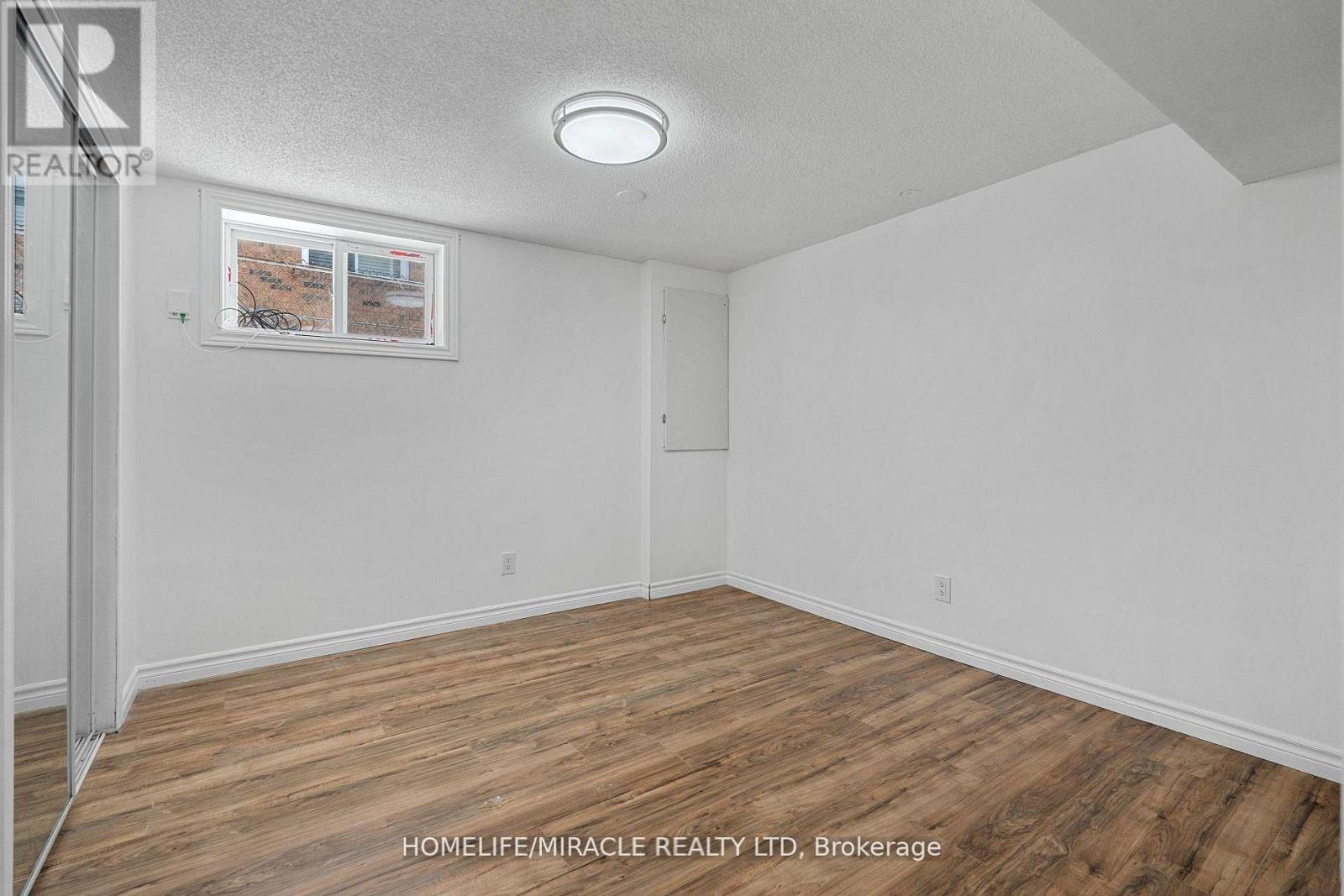 Basement - 3081 Nawbrook Road, Mississauga, Ontario  L4X 2W3 - Photo 8 - W12836532