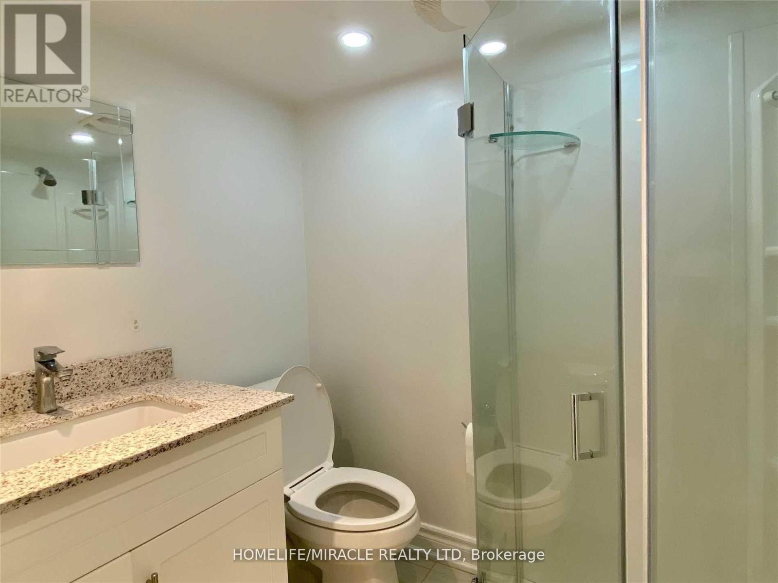 1448 Tyneburn Crescent, Mississauga, Ontario  L4X 1P9 - Photo 11 - W12836536