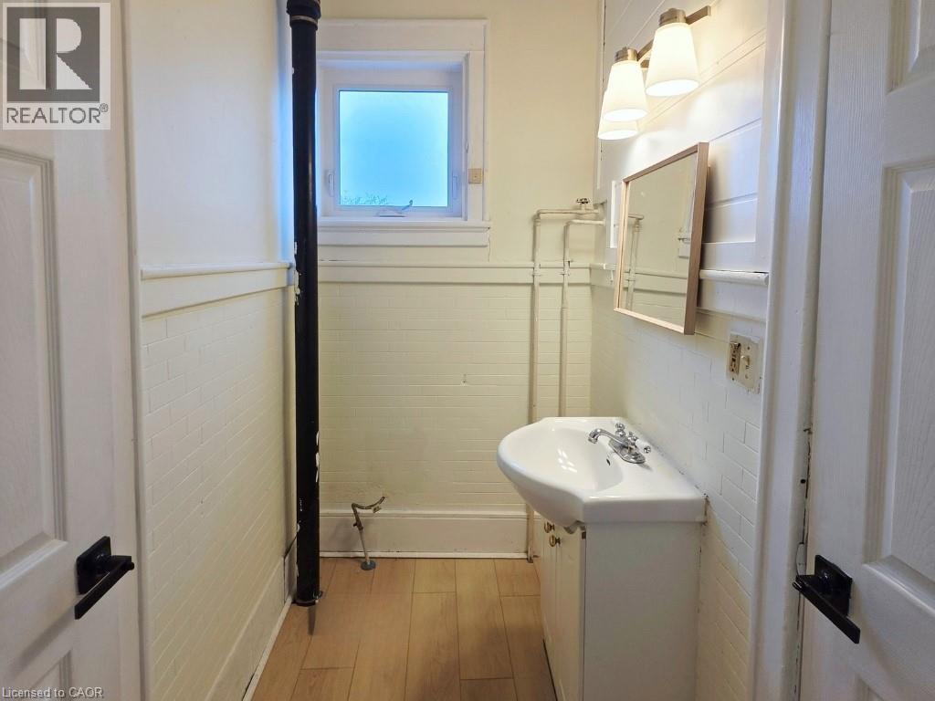 56 Norfolk Street S, Simcoe, Ontario  N3Y 2W2 - Photo 8 - 40807807