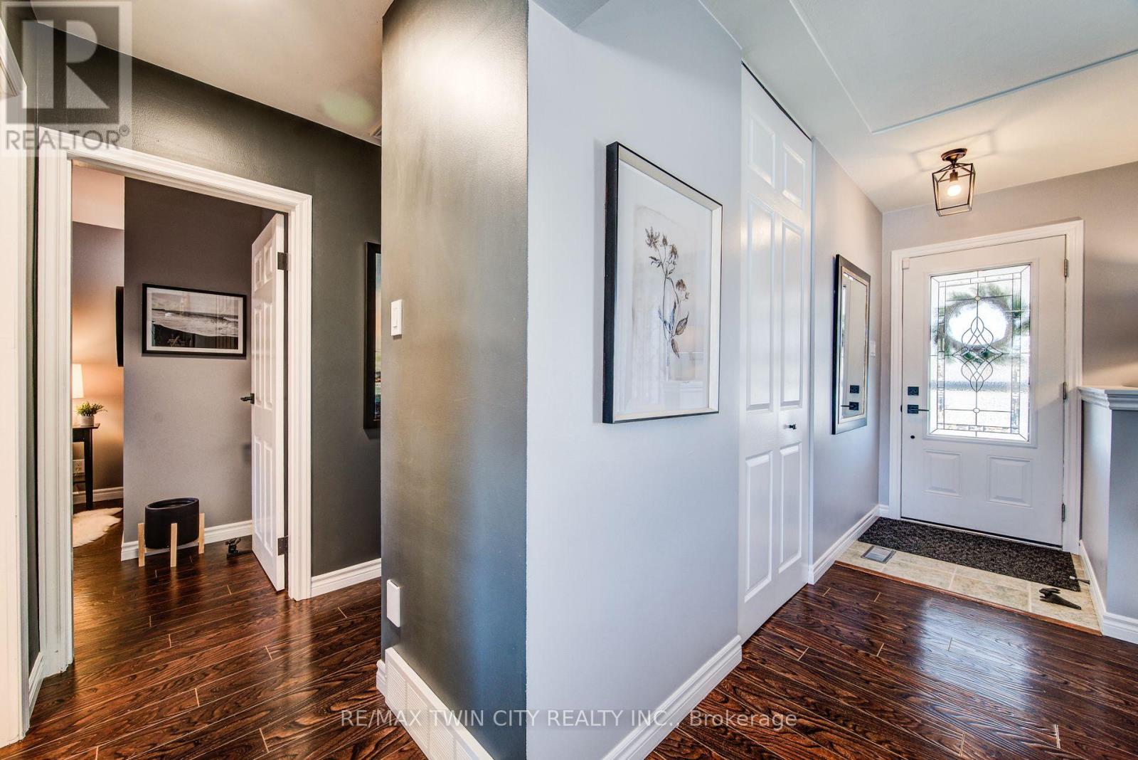 18 Duncairn Avenue, Kitchener, Ontario  N2M 4S4 - Photo 17 - X12836302