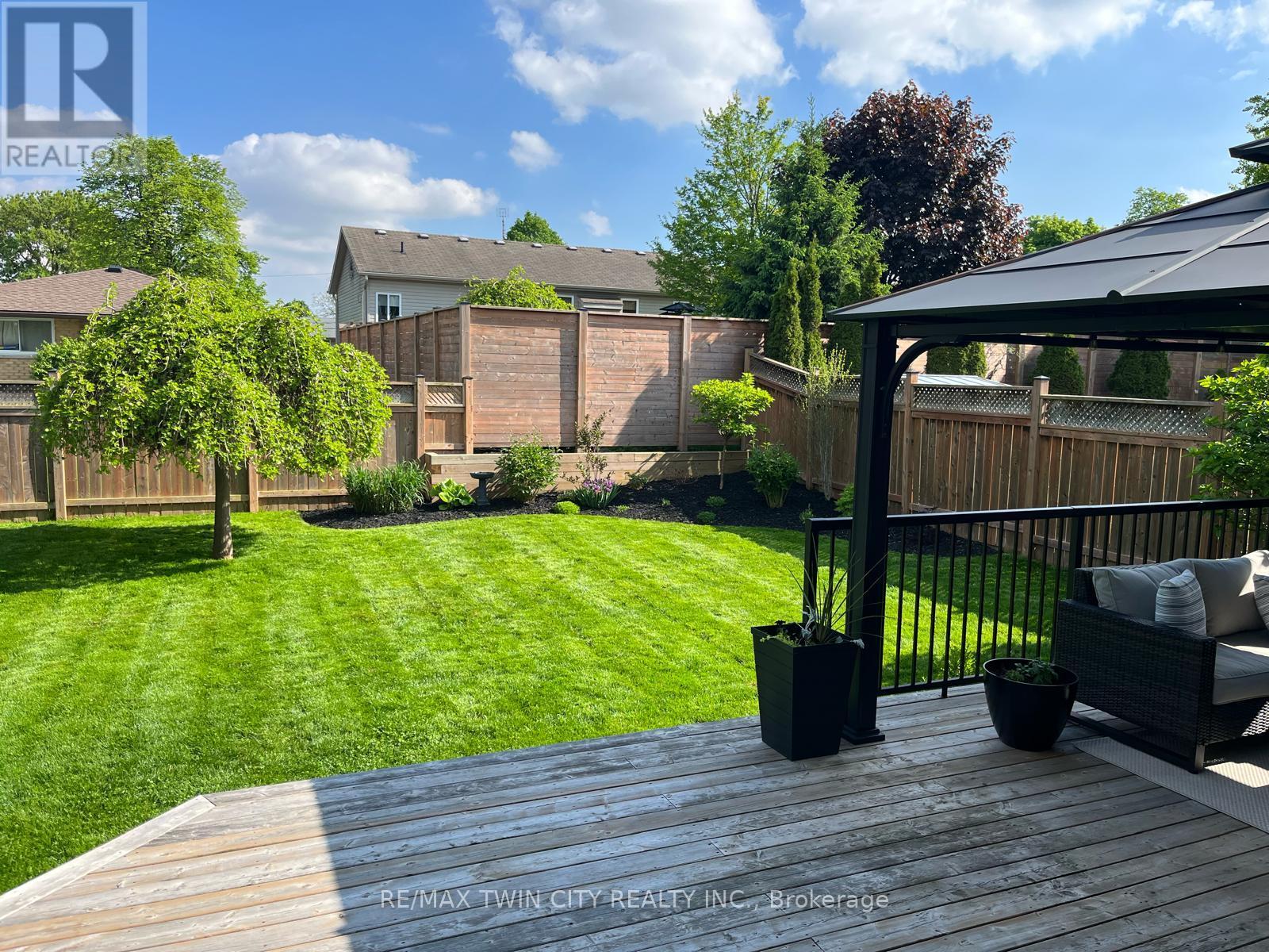 18 Duncairn Avenue, Kitchener, Ontario  N2M 4S4 - Photo 37 - X12836302