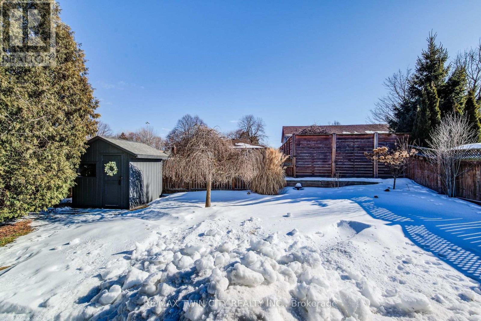 18 Duncairn Avenue, Kitchener, Ontario  N2M 4S4 - Photo 41 - X12836302