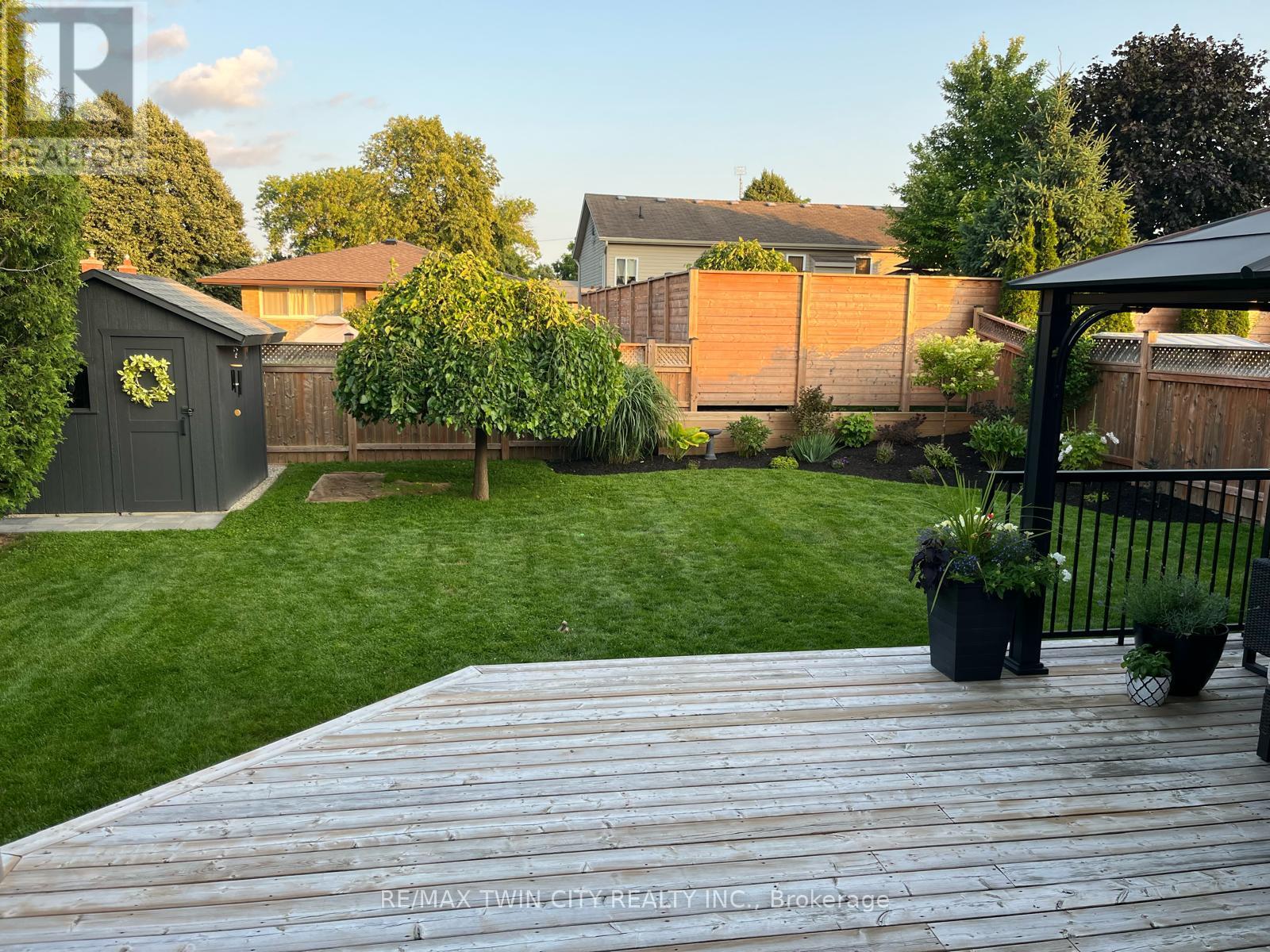 18 Duncairn Avenue, Kitchener, Ontario  N2M 4S4 - Photo 47 - X12836302