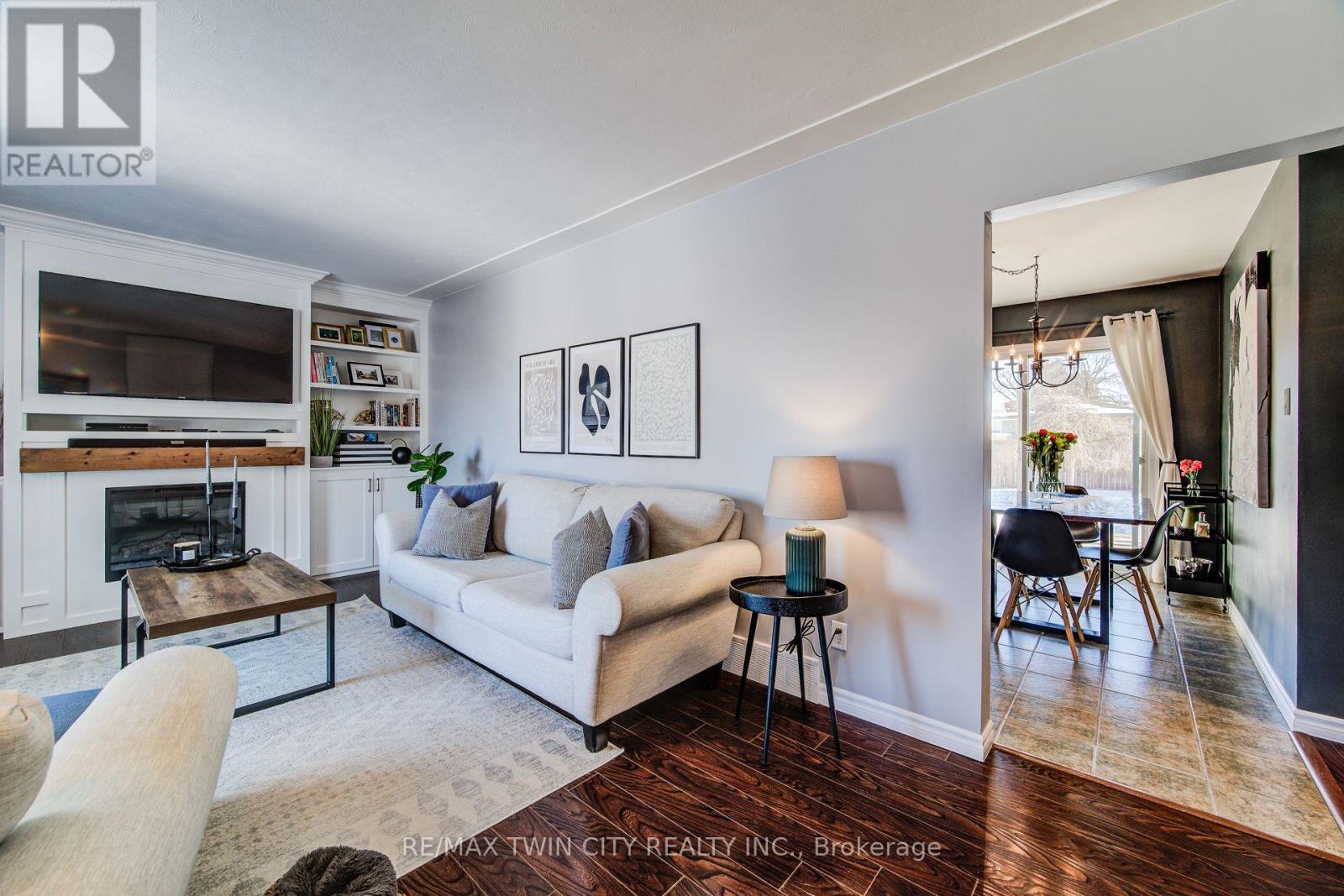 18 Duncairn Avenue, Kitchener, Ontario  N2M 4S4 - Photo 6 - X12836302