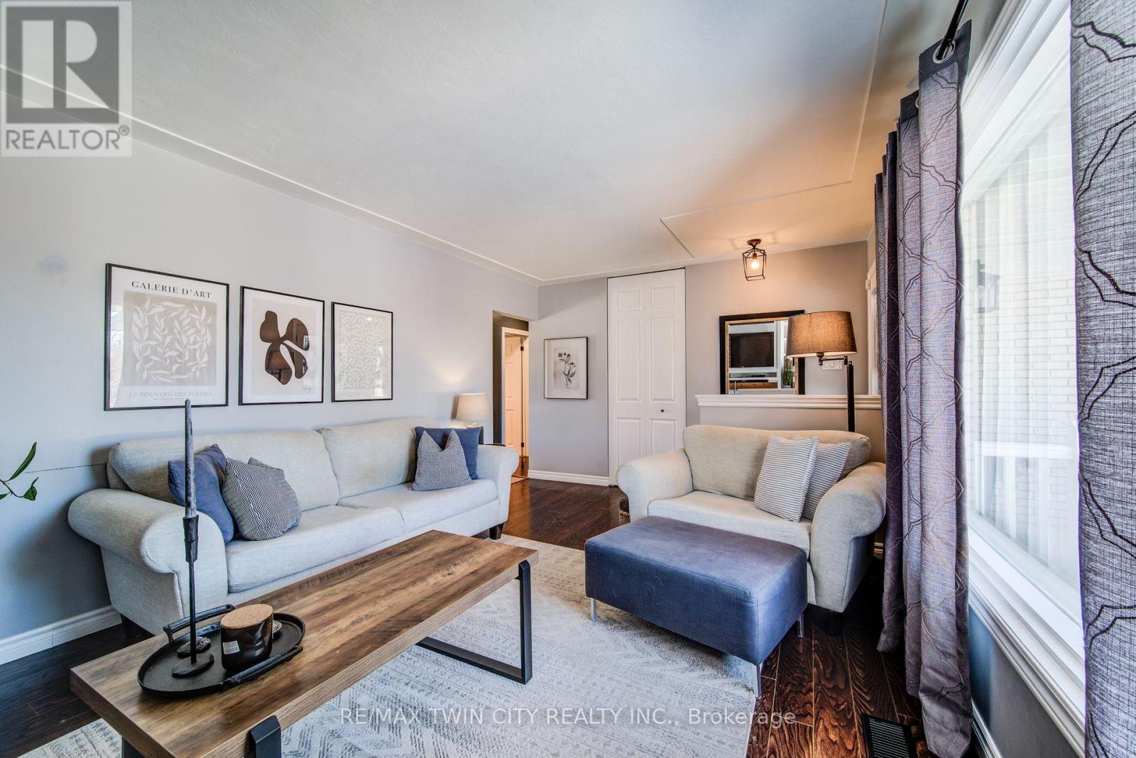 18 Duncairn Avenue, Kitchener, Ontario  N2M 4S4 - Photo 7 - X12836302