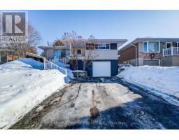 18 DUNCAIRN AVENUE, Kitchener, Ontario
