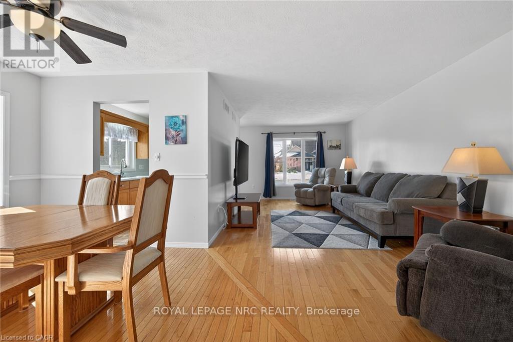 115 Forest Street E, Haldimand, Ontario  N1A 1B9 - Photo 11 - X12836320