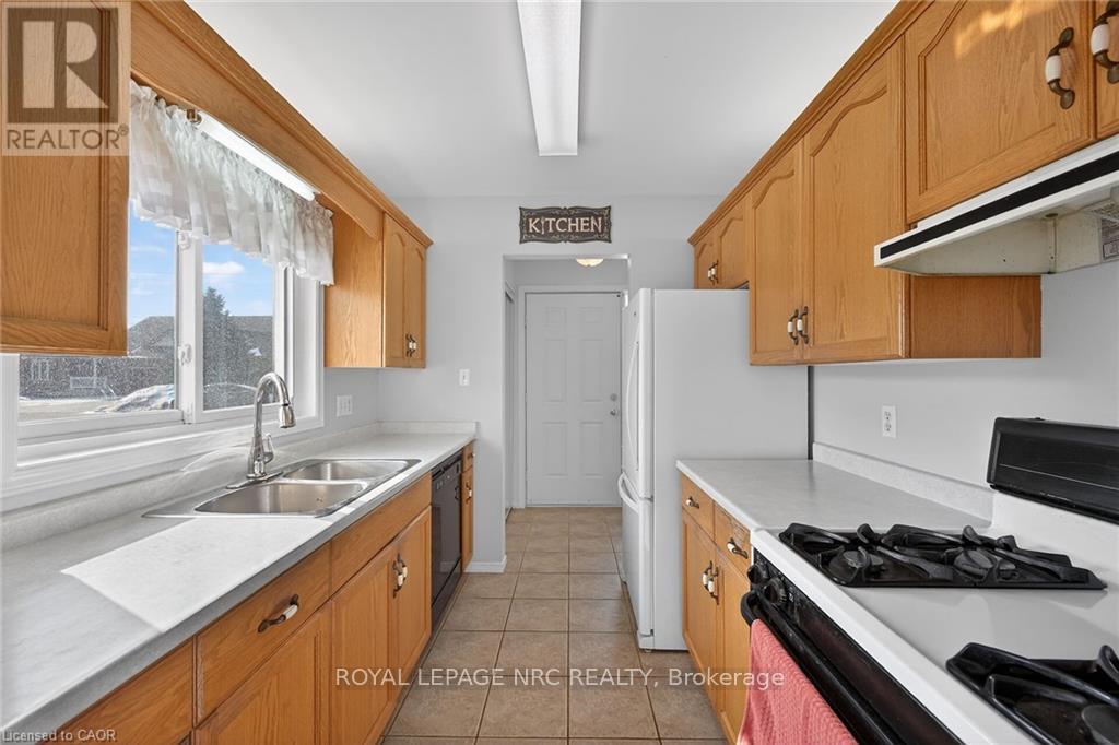 115 Forest Street E, Haldimand, Ontario  N1A 1B9 - Photo 14 - X12836320